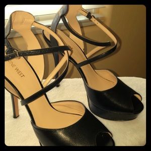 Nine West Platforms size 10 Black